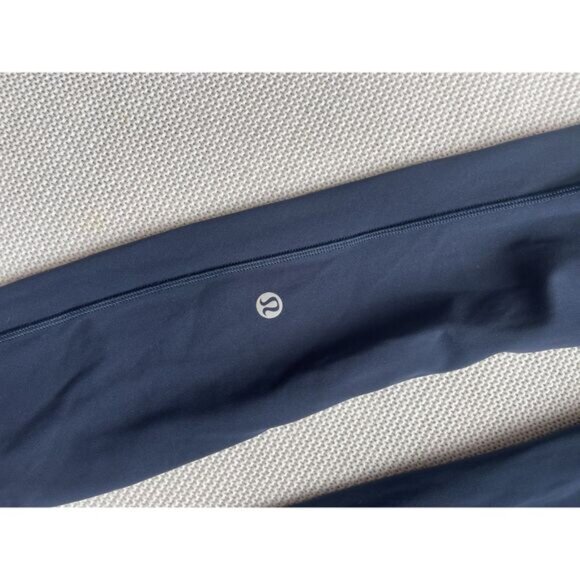 Lululemon Speed Up Tight Full-On Luxtreme 28" - Picture 6 of 8